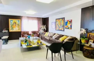 Apartamento com 3 suítes sendo 1 master - edifício beverly hills - bairro popular - próximo da praça