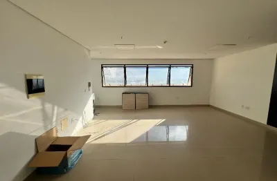 Sala comercial de 47 m² próximo da avenida do cpa e centro político - edifício concorde