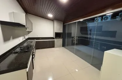 Casa térrea com 3 dormitórios sendo 2 suítes - condomínio san marino - próximo do centro político