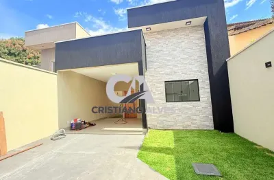 Casa à venda com piscina com 03 quartos setor vila oliveira aparecida de goiânia, todas no porcelanato , exatamente localização , próxima de avenidas