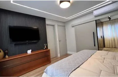 Lindo quadriplex totalmente mobiliado em condominio fechado.