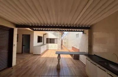 Casa padrão para venda no bairro sumarezinho, em ribeirão preto sp.