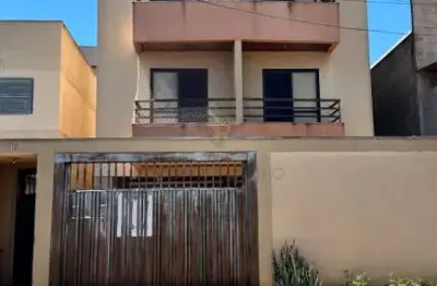 Apartamento padrão para venda no Bairro Jardim Irajá em Ribeirão Preto/SP.