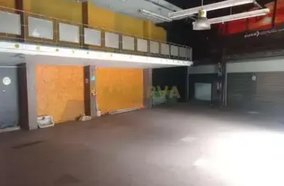 Prédio para alugar na Praça Oito de Setembro, Penha De França, São Paulo