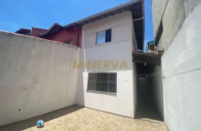 Sobrado 3 Dormitórios na Vila Formosa | 90m² | Rua Tranquila e Ótima Localização