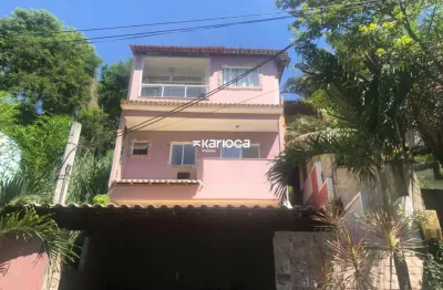 Casa em condomínio para alugar com 65m², 1 quarto, 2 banheiros, 1 vaga de garagem.