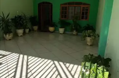 Casa com 3 quartos para alugar no Conjunto Residencial Irai, Suzano 