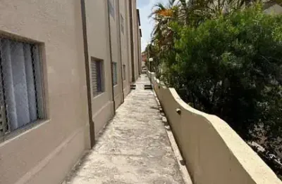 Apartamento com 2 quartos para alugar na Rua Piauí, Vila Miranda, Itaquaquecetuba