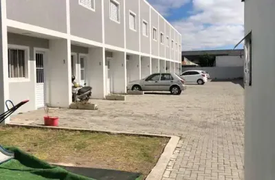 Casa com 2 quartos para alugar na Rua Antônio da Fonseca Coelho, Vila Flávio, Mogi das Cruzes