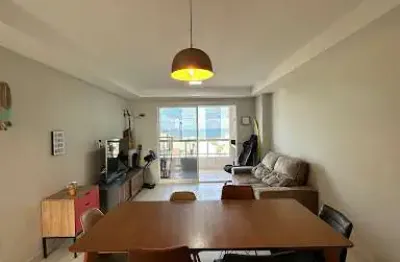 Amplo apartamento de 82m2 com 2 quartos + dce e vista para o mar
