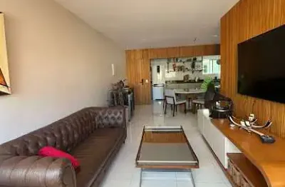 Apartamento de 87m2 com 3 quartos, todo projetado e próximo do mar