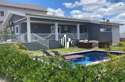 Casa projetada com 05 quartos no condomínio águas da serra
