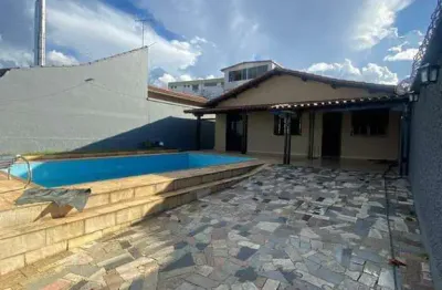 Casa com 3 quartos à venda no Alípio de Melo, Belo Horizonte 
