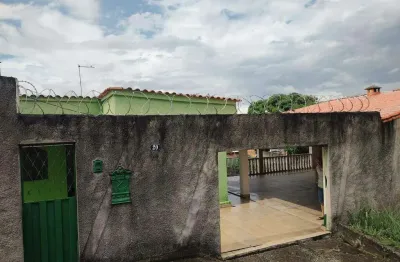 Casa com 5 quartos à venda no Novo Glória, Belo Horizonte 