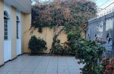 Casa a venda em belo horizonte, novo glória, 4 quartos, suíte, 3 vagas, bh.