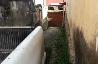 Casa com 2 quartos à venda na Rua Abaeté, Bonfim, Belo Horizonte