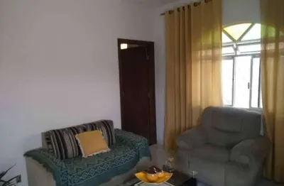 Casa 3 quartos, cinco vagas, à venda no bairro Novo Progresso.