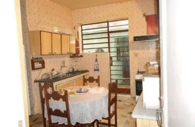 Casa com 3 quartos e 2 banheiros à venda, 500 m² por r$ 1.020.000,00