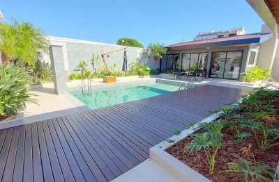 Suíte master,  suíte, 2 quartos, 2 salas, escrit, coz. planej, piscina, espaço gourmet, 8 vagas, a/c-455m²