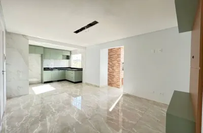 Parque verde - 2 quartos, sala cozinha, bwc, churrasqueira, 2 vagas de carro, a/total 95m²