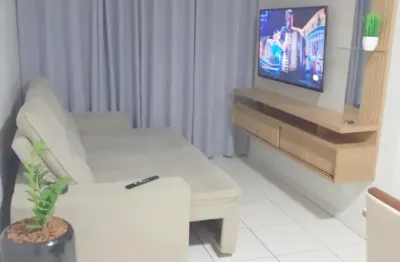 Parque verde - 2 quartos, sala, cozinha, bwc, 1 vaga, apriv. 47m²