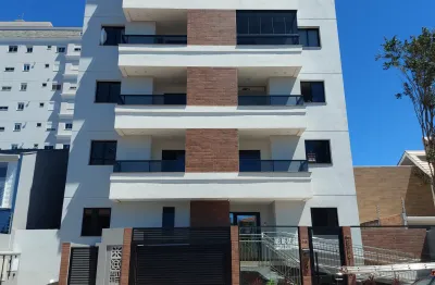 More em um bairro de alto padrão, proximo de marcado, farmacia, restaurante academiae a 5 minutos do centro