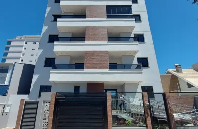 More em um bairro de alto padrão, proximo de marcado, farmacia, restaurante academia e a 5 minutos do centro