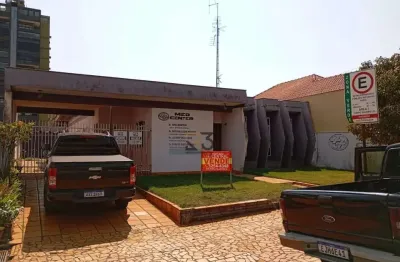 Casa com 4 quartos para alugar no centro, cambé  por r$ 5.200