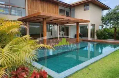 Casa de luxo na praia do forte, 430m², 5 suítes, master com closet, piscina, espaço gourmet, e 4 vagas de garagem. condomínio completo!