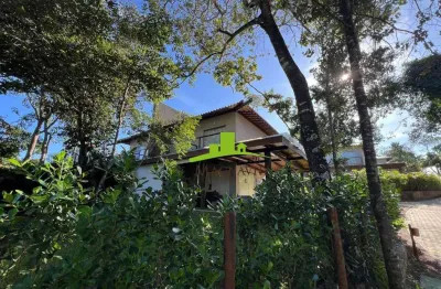 Praia do Forte Exclusive. Casa Duplex À Venda, 3 Quartos, 2 Suítes, 136m², Decorada, Porteira Fechada, Esquina, Varanda, Condomínio com Piscina