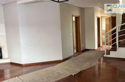 Sobrado em condomínio 04 dorms, sala 03 ambientes com piscina e churrasqueira no parque dos princípes