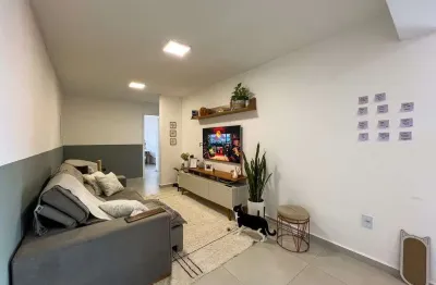 Apartamento com 2 dormitórios 1 suíte e 2 vagas – vista livre no canto do forte