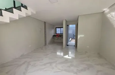 Casa nova com piscina privativa e excelente localização na praia dos sonhos