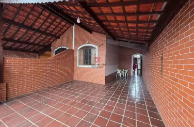 Casa térrea com churrasqueira e 2 vagas – vila caiçara, praia grande/sp