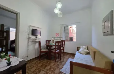 Kitnet semi mobiliada no canto do forte – praticidade e excelente localização