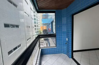 Apartamento com 3 sacadas e lazer completo no canto do forte – 250m do mar