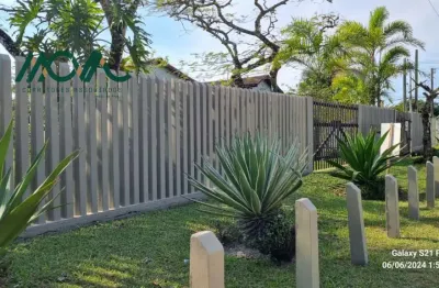 Casa com 3 quartos à venda na Rua Rouxinol, 206, Praia Continental, Itapoá