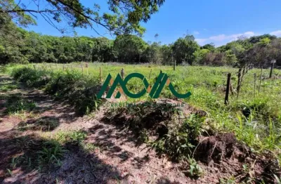 Terreno limpo, aterrado e demarcado. localizado no balneário jardim verdes mares, região central de itapoá