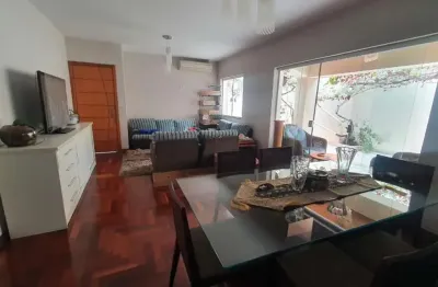 Casa em condomínio fechado com 4 quartos à venda na Rua Floriano Peixoto, 16-00, Jardim Estoril, Bauru