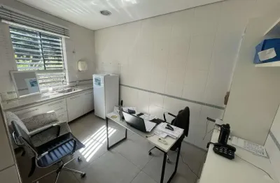 Sala comercial para alugar na Rua Jorge Nasralla, 270, Vila Guedes de Azevedo, Bauru