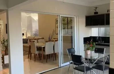 Casa em condomínio fechado com 3 quartos para alugar no Jardim Colonial, Bauru 