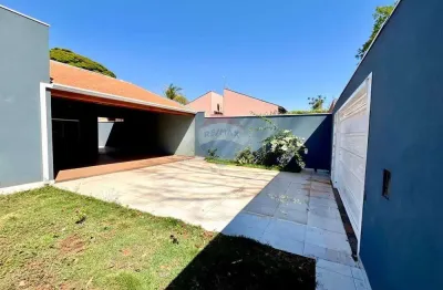 Casa á venda em Brodowski no Jardim Champagnat com 3 quartos.