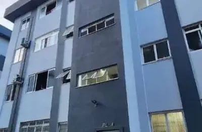 Apartamento de 1 suíte + 2 dormitórios no bairro fazenda em itajaí sc