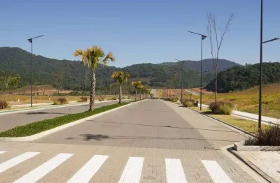 Terreno à venda no Municípios, Balneário Camboriú 