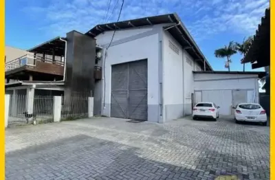 Apartamento com 5 quartos para alugar no São Judas, Itajaí 
