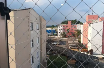 Apartamento mobiliado com 02 dormitórios e vaga de garagem.