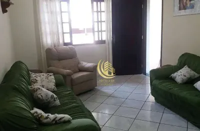Casa com 3 quartos à venda no Parque Urupês, Taubaté 