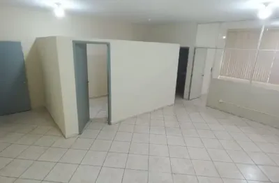 Sala comercial com 1 sala para alugar na Liberdade, São Paulo 