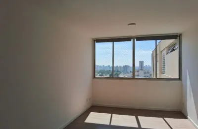 Apartamento com 2 quartos para alugar na Aclimação, São Paulo 