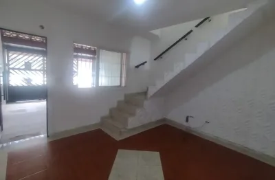 Sobrado COM CHURRASQUEIRA para venda/permuta na Praia Grande – Nova Mirim